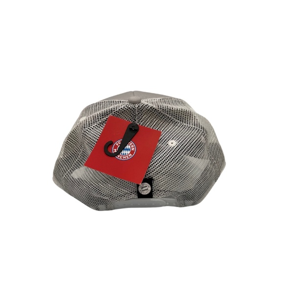 Fan Ink Bayern Munich Fog Trucker Snapback Cap, Gray/White - Picture 5 of 5